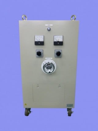 摺動操作型電圧調整器